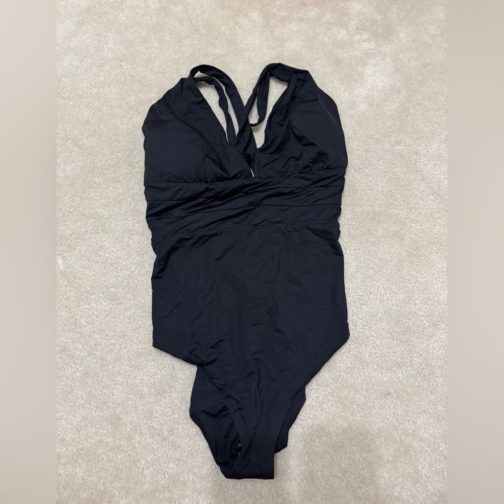 Women’s BECCA One-Piece Swimsuit XXL NWT